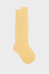 Bresciani Lorenzo long socks in extrafine mercerised Egyptian cotton, in a solid grapefruit color.