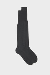 Bresciani Leone long socks in extrafine mercerised Egyptian cotton, in a solid dark grey color with a pinstripes pattern