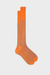 Bresciani Mario socks in mercerised Egyptian cotton, featuring a orange and blue vanisee pattern.